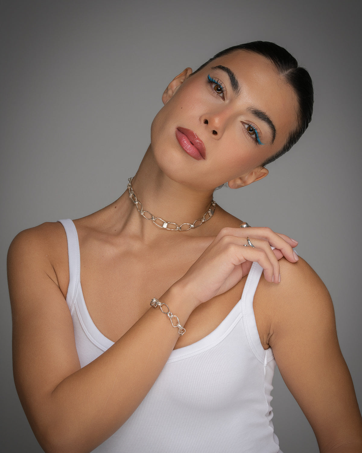 Rocky Choker Necklace